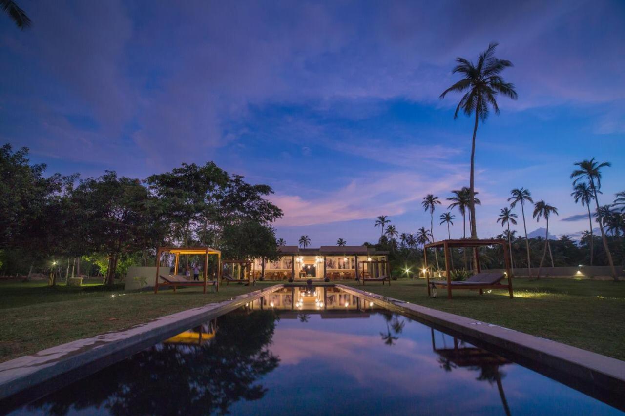 Wirdana Resort & Spa Boossa Exterior photo