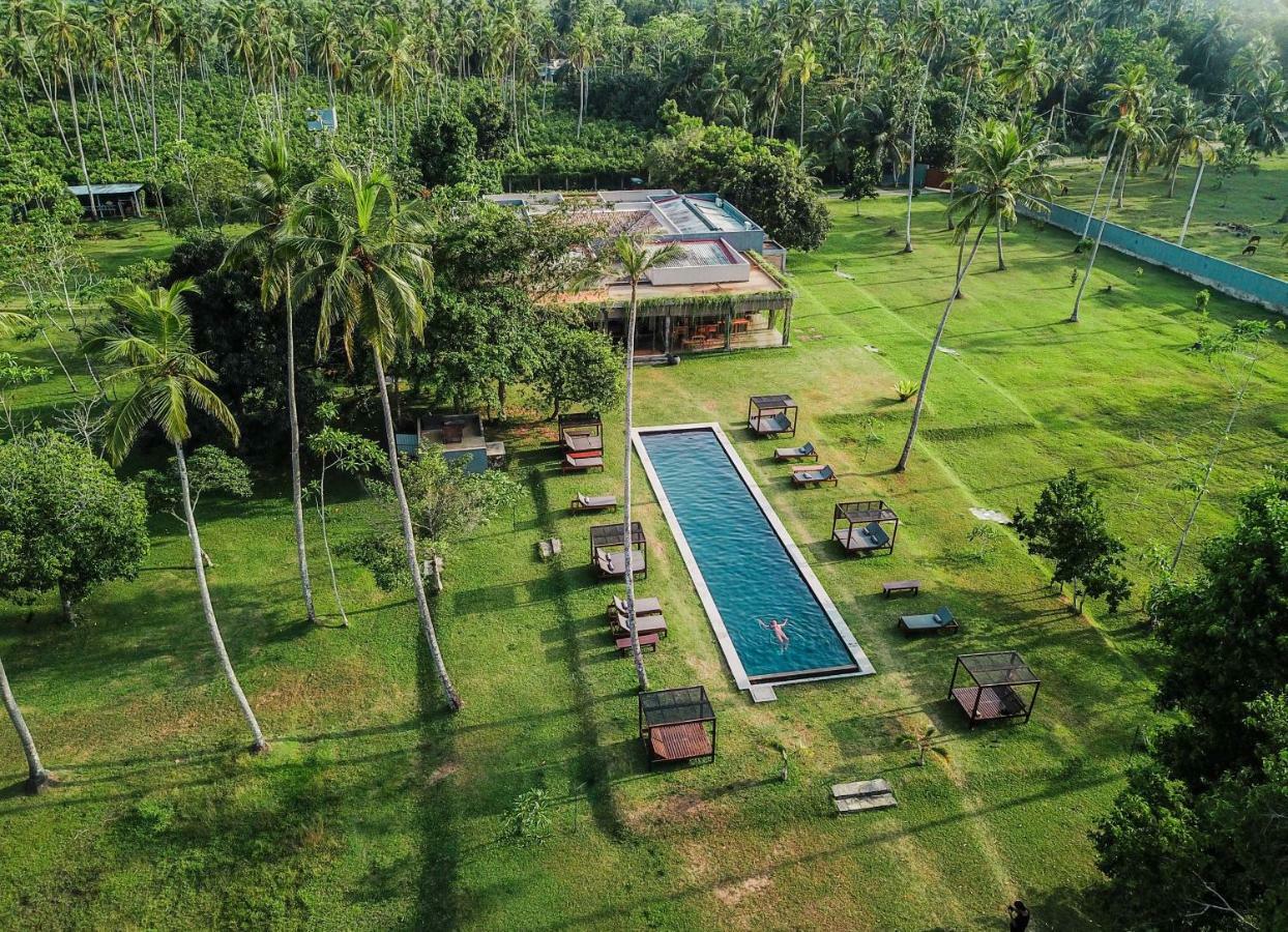 Wirdana Resort & Spa Boossa Exterior photo